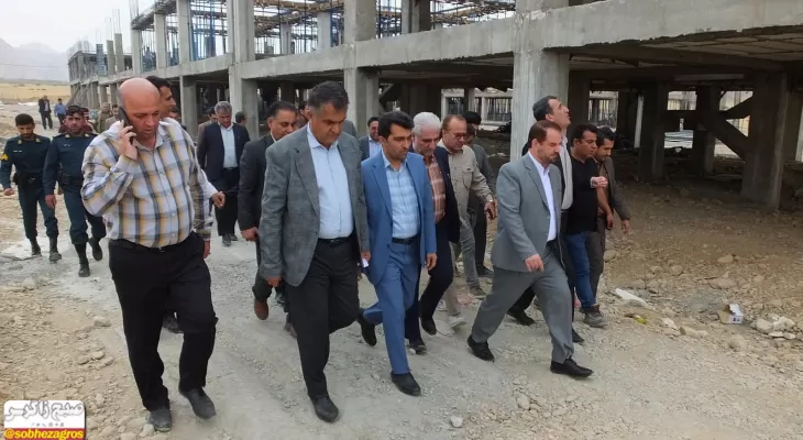 بازدید استاندار از پروژه‌های ساخت مسکن در گچساران