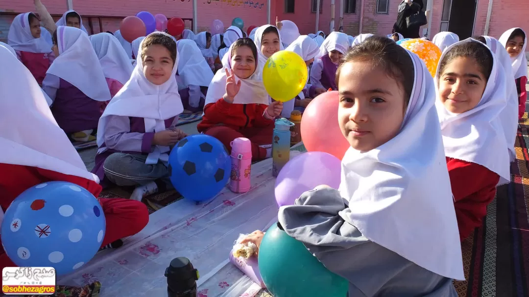 همدردی دانش آموزان گچسارانی با کودکان غزه+ تصاویر