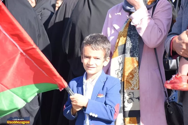 حضور نسل‌های مختلف در راهپیمایی حمایت از غزه