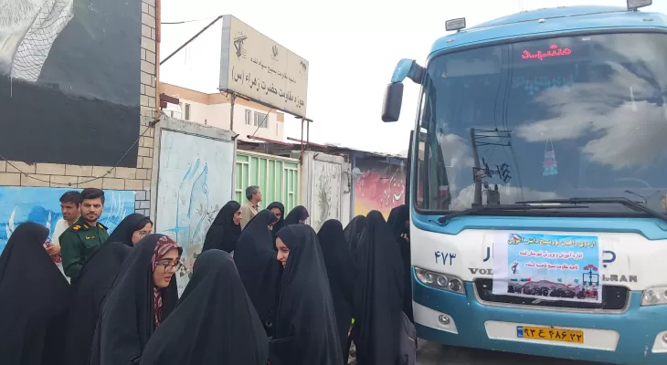 اعزام دانش‌آموزان دخترلنده ای به اردوی راهیان نور