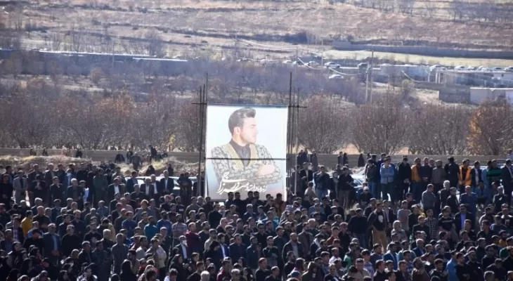 مراسم تشییع خواننده مطرح کهگیلویه و بویراحمدی