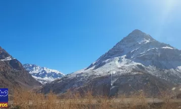 تصاویری از زمستان کم‌سابقه و کم‌برف کوه دنا