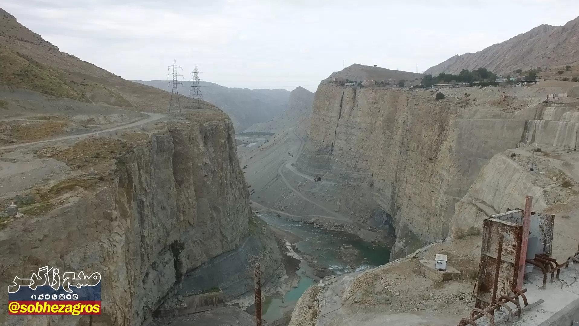 بازدید خبرنگاران کهگیلویه وبویراحمدی از پروژه‌های گچساران