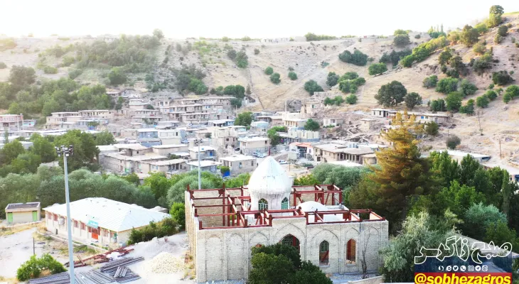 نقاشی زیبای پائیز در روستای توریستی کریک