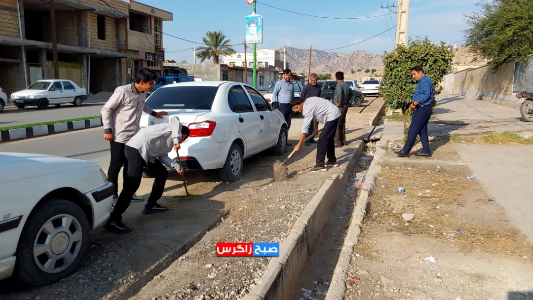 دانش‌آموزان لنده‌ای جور کم‌کاری مسئولان کشیدند