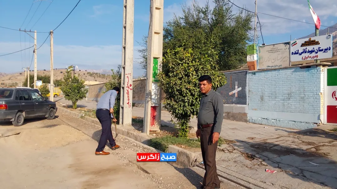 دانش‌آموزان لنده‌ای جور کم‌کاری مسئولان کشیدند