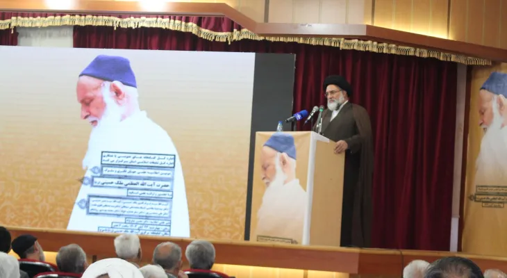 انقلاب توسط شخصیت‌هایی چون آیت‌الله ملک‌حسینی خلق شد