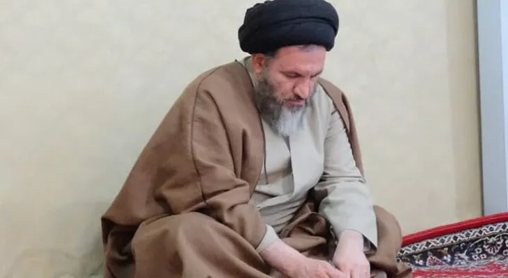 اشعار حماسی داوری شکوه ایران را نشان می‌دهد