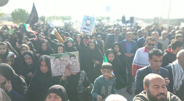 بدرقه باشکوه مردم بهمئی با لاله‌های خوش‌نام