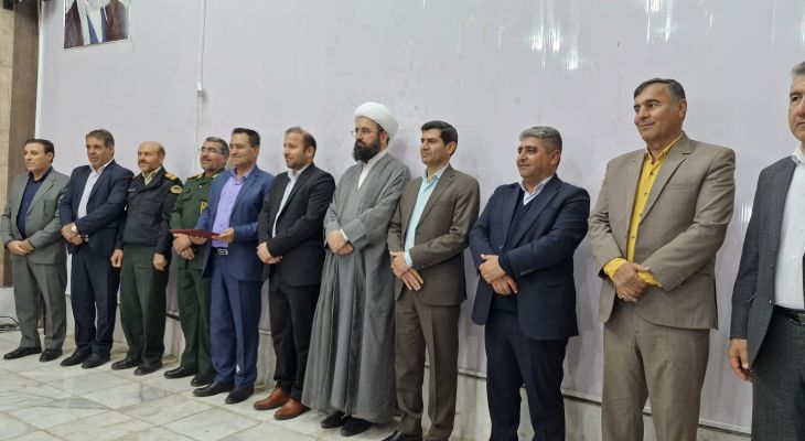 آموزش و پرورش فضای سیاسی‌کاری نیست