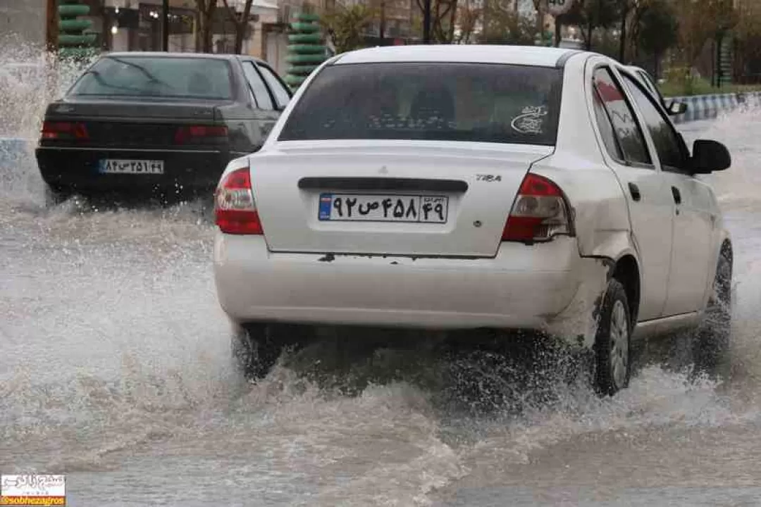 آب‌گرفتگی معابر در گچساران+ تصاویر