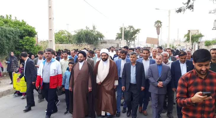 برگزاری همایش پیاده روی قرآنی در شهر چرام