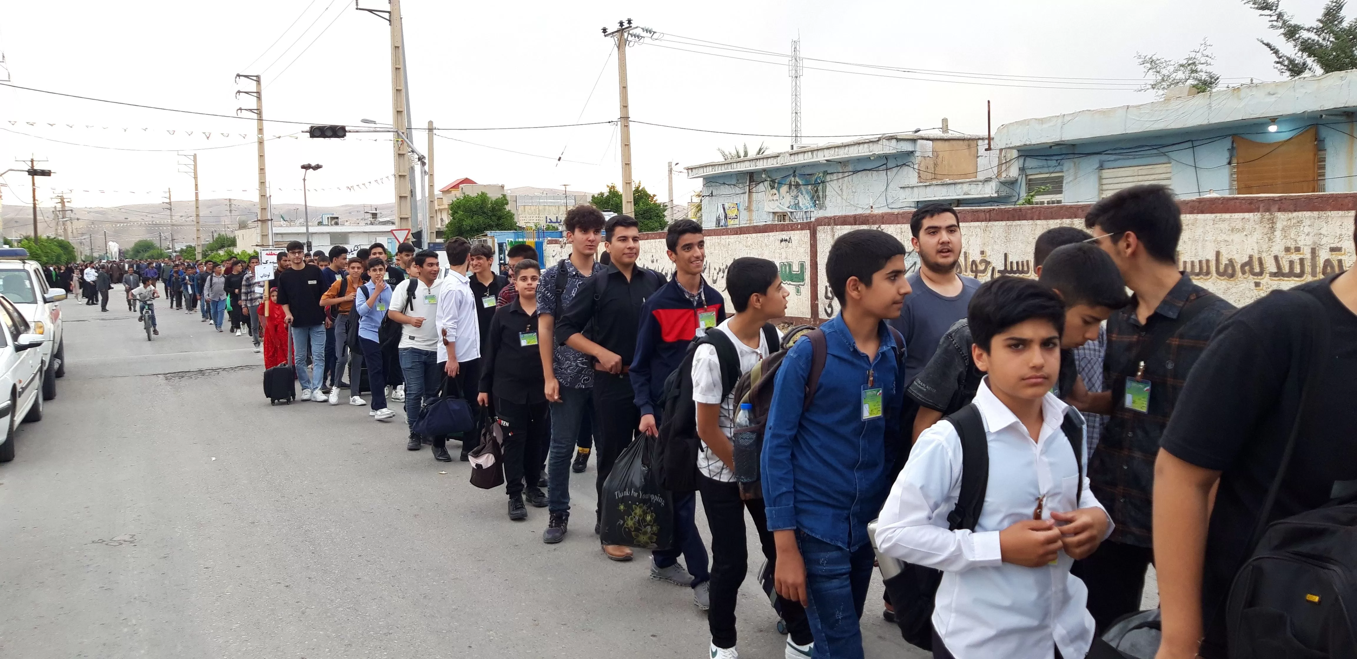 برگزاری همایش پیاده روی قرآنی در شهر چرام