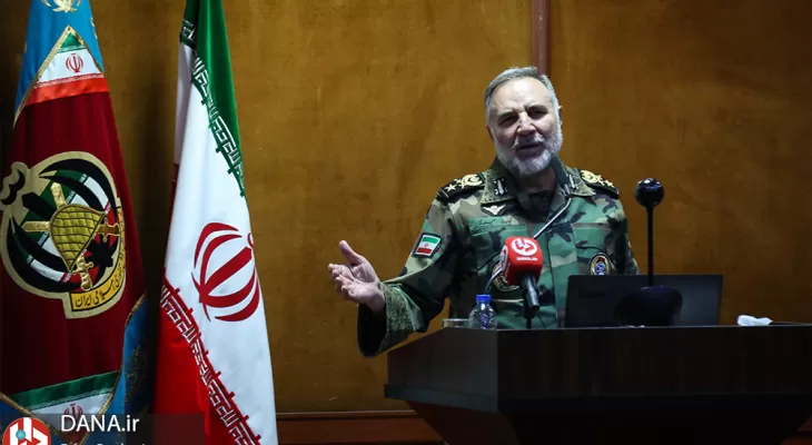 خط‌مقدم مبارزه‌بااستکبار توسعه‌فناوری وتوجه به پایه‌های علمی است