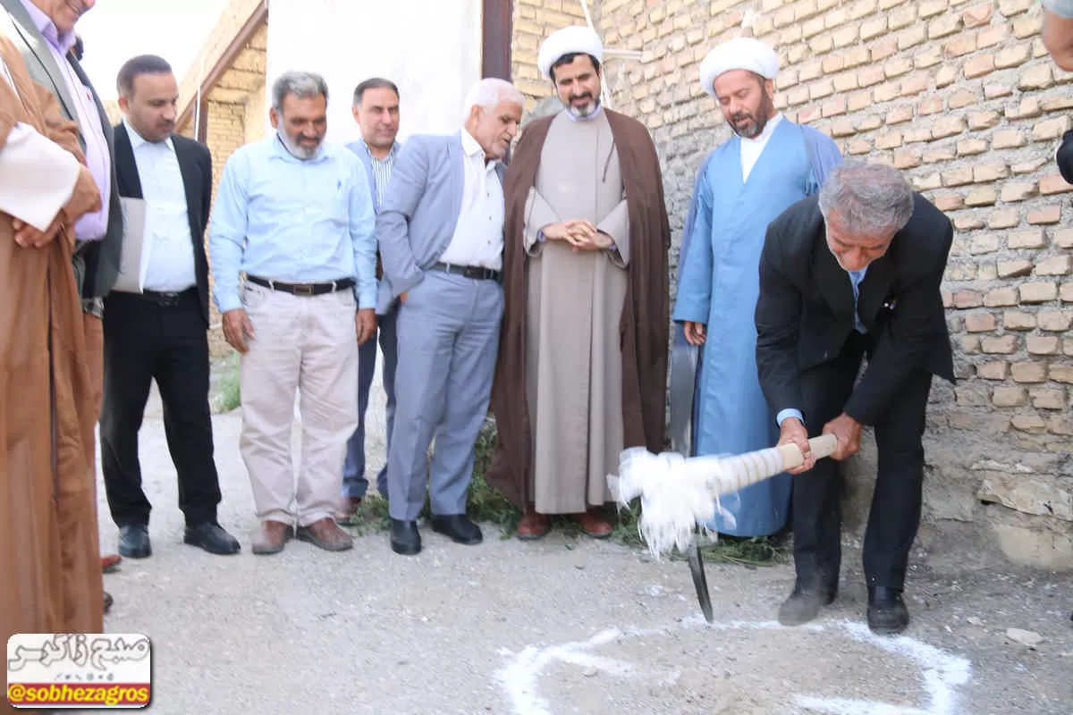 معماری زیبای سردر مسجد شهیدان گچساران+ تصاویر