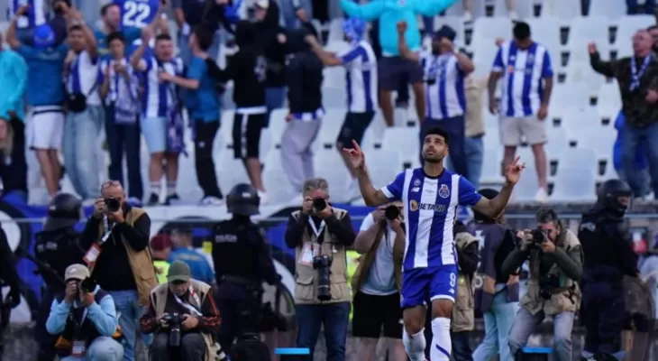 آخرین عکس‌های طارمی: هیس و رقص!