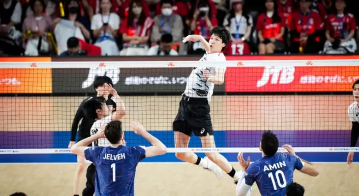 تعارف یک برد ساده به رقیب