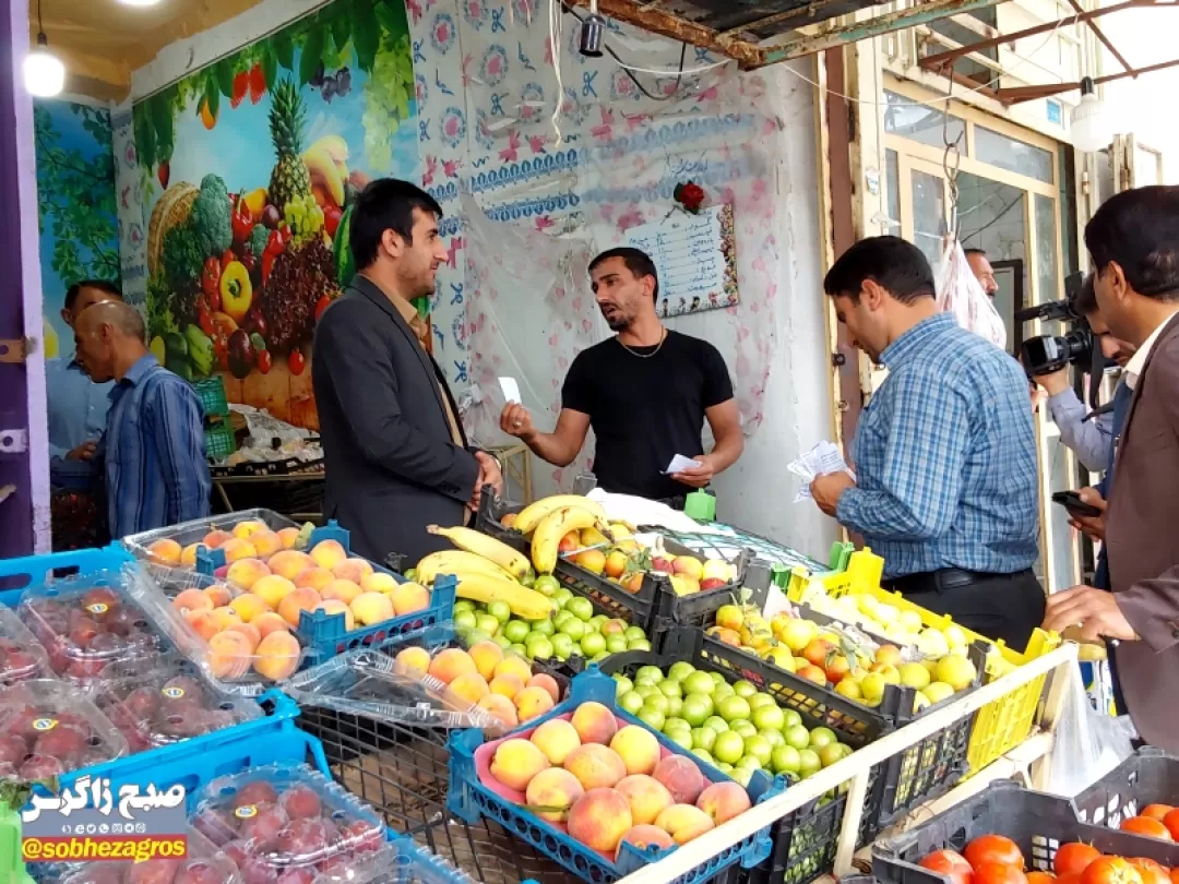 بازدید سرزده دادستان لنده از بازار شهر