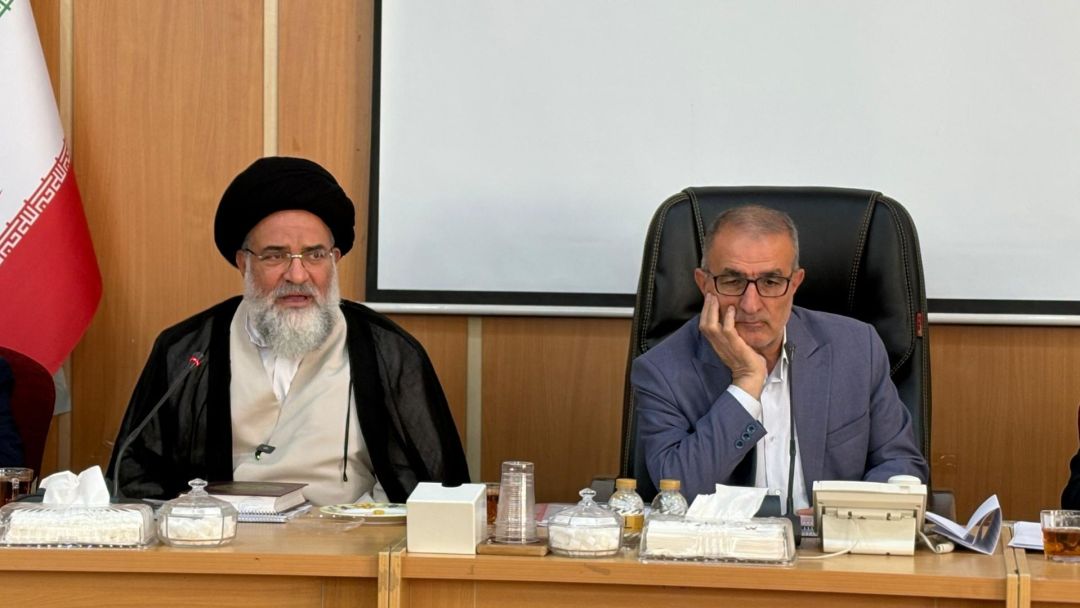 تذکر آیتالله حسینی در خصوص مدارس عشایری کهگیلویهوبویراحمد