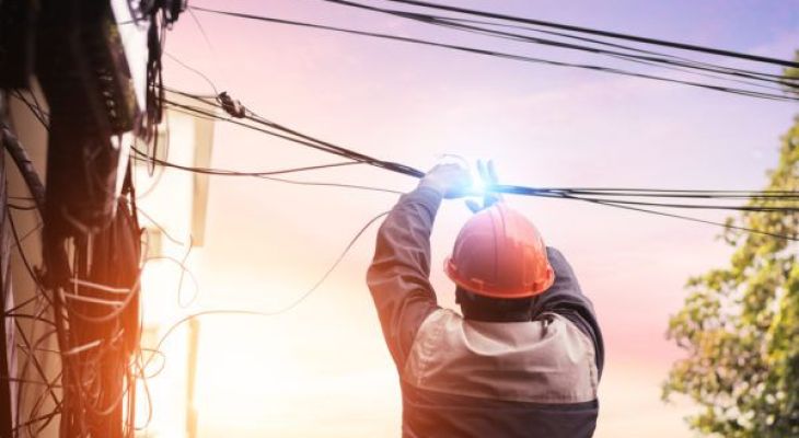 برقگرفتگی مرگبار در کارخانه سیمان دشتروم