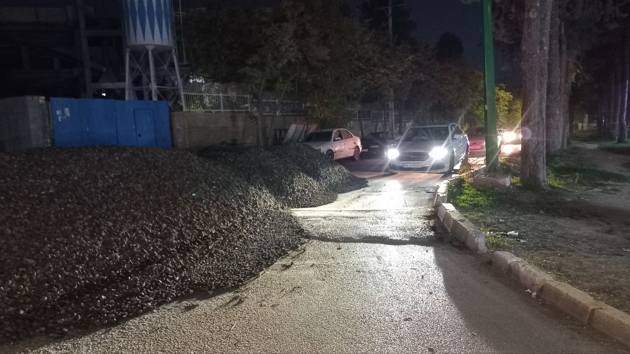 ساختمانسازی به قیمت فلج کردن معبر عمومی