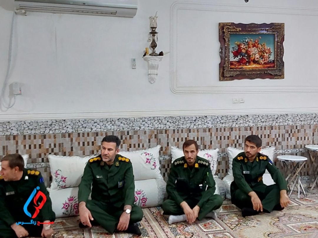 تجلیل از شهدا در قلب لنده