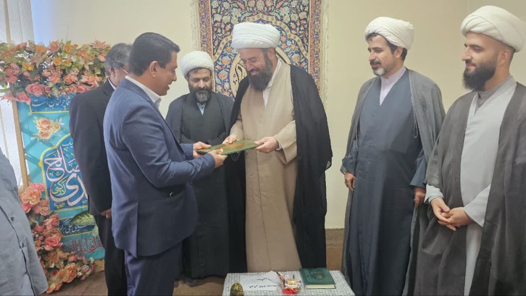 سکان اوقاف باشت به علیزاده سپرده شد