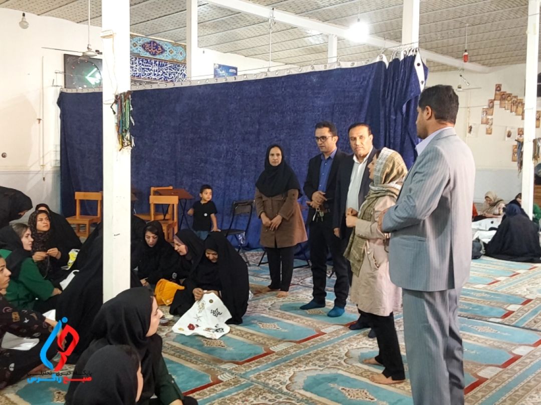 تمرکز بر توانمندسازی بانوان لندهای در صنایعدستی