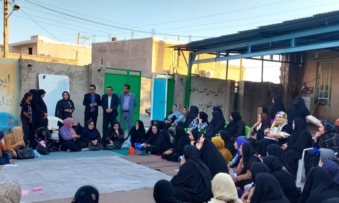 تمرکز بر توانمندسازی بانوان لندهای در صنایعدستی