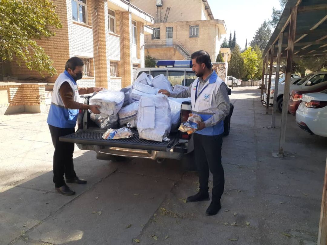 ضبط بیش از ۳۰۰ کیلوگرم مرغ منجمد منقضی