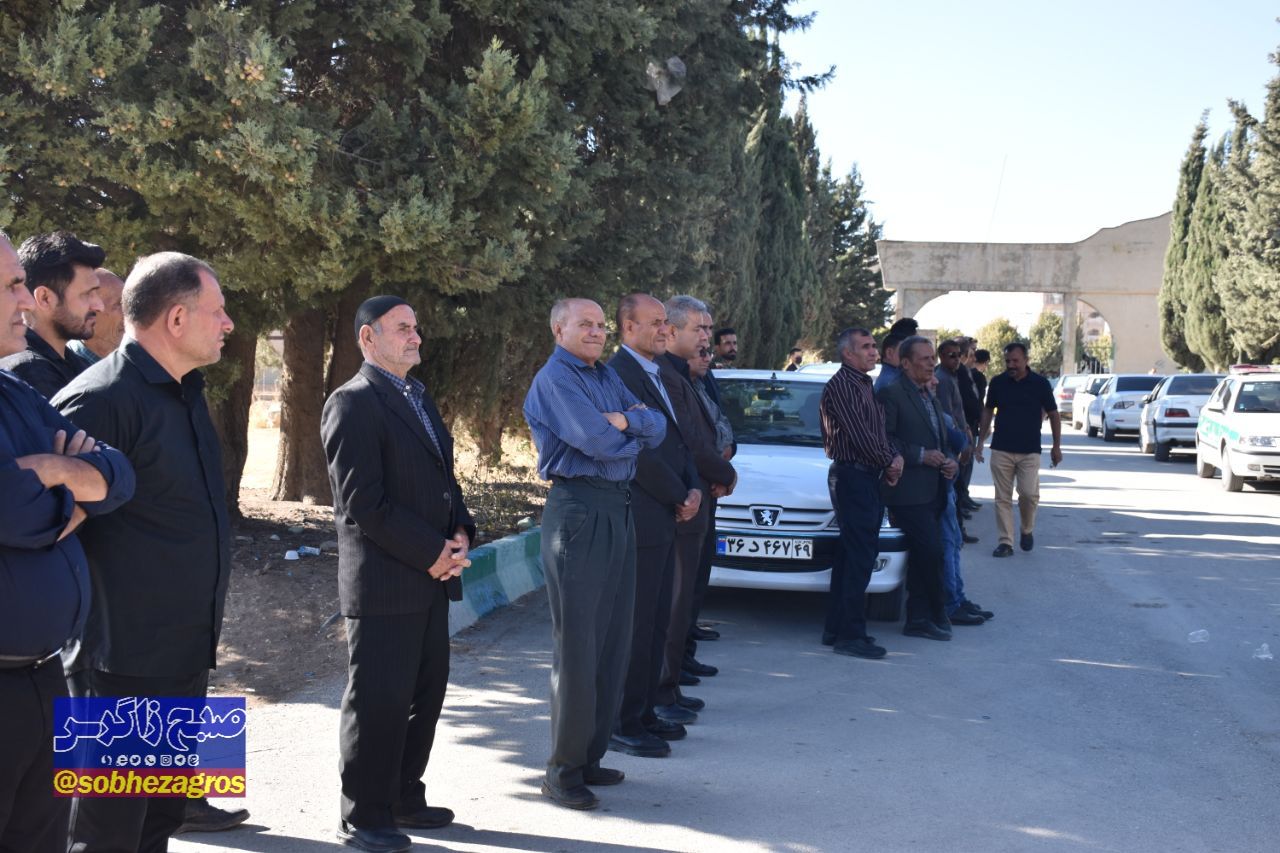 اربعین شهید محسن رشیدیخواه در گلزار شهدای یاسوج