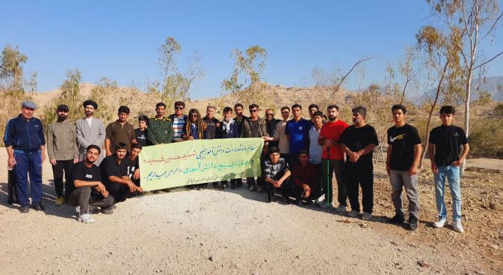 همایش پیاده‌روی دانش‌آموزی در بهمئی+ تصاویر