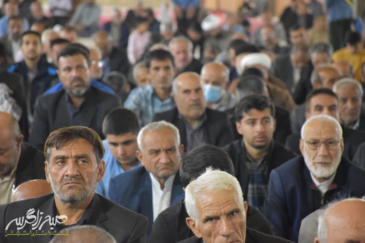 حضور پرشور مردم یاسوج در نماز جمعه