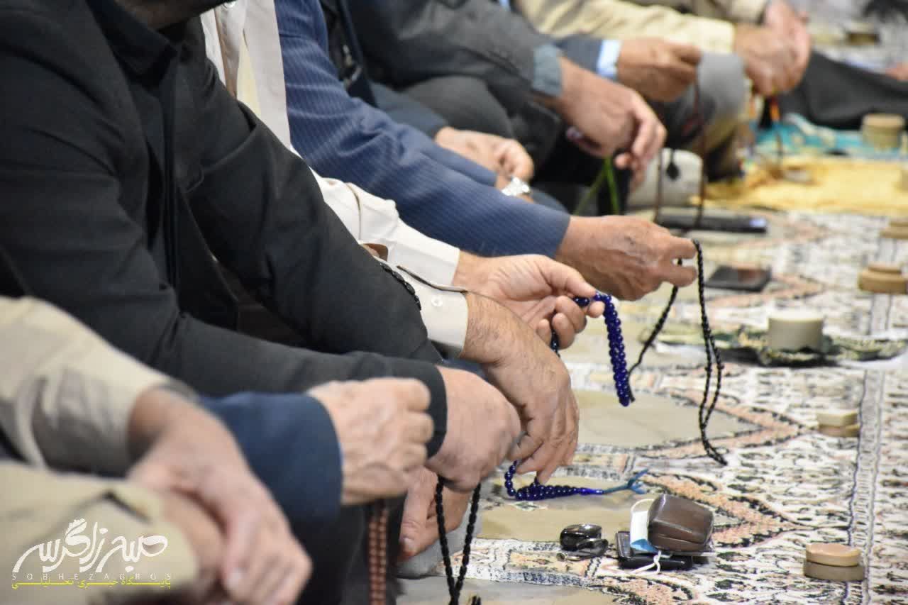 حضور پرشور مردم یاسوج در نماز جمعه