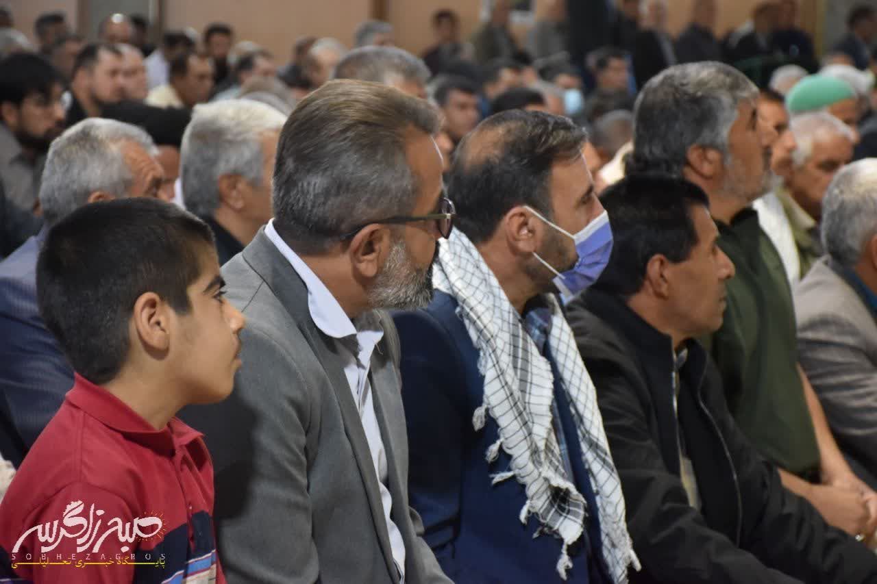 حضور پرشور مردم یاسوج در نماز جمعه