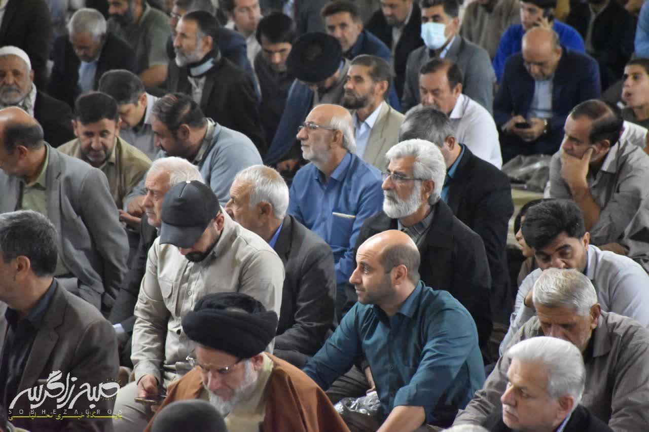 حضور پرشور مردم یاسوج در نماز جمعه