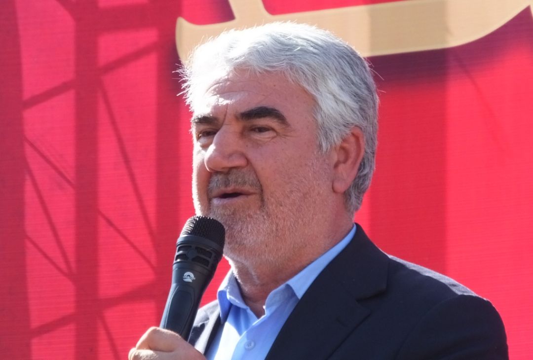 ایستادگی و مقاومت تنها راه مقابله با استکبار