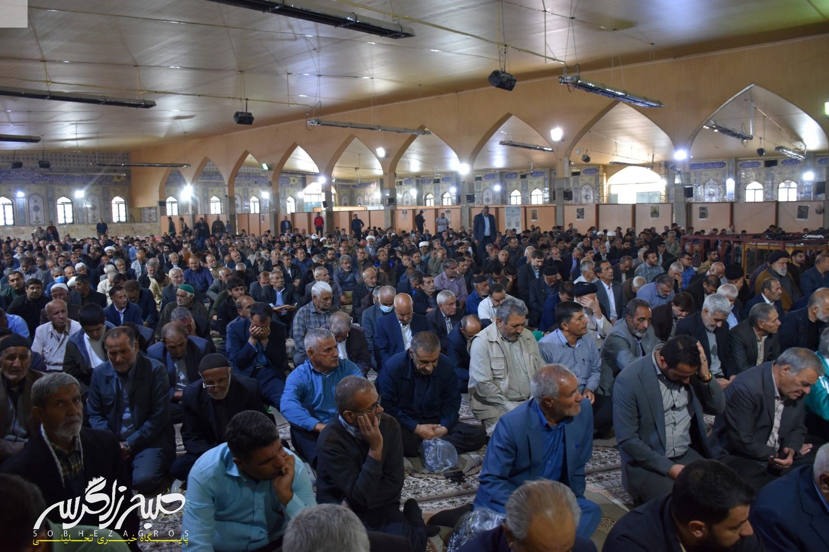 تصاویر ماندگار نماز جمعه یاسوج