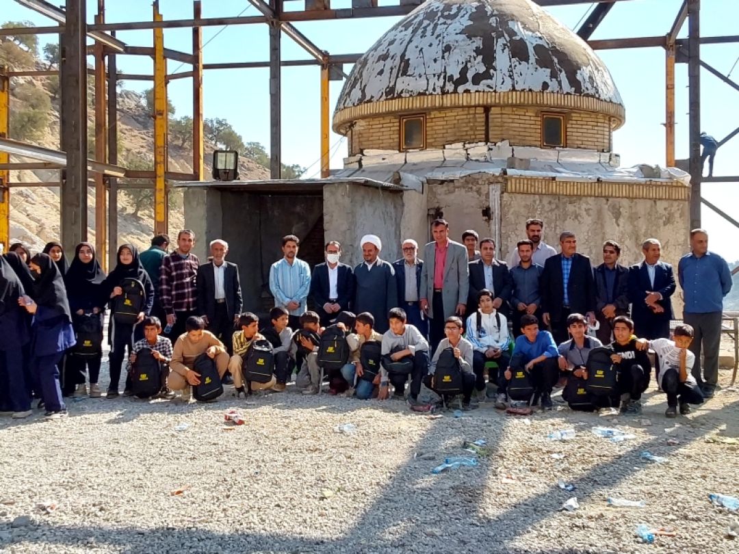 برق امید درچشم دانش آموزان بخش موگرمون