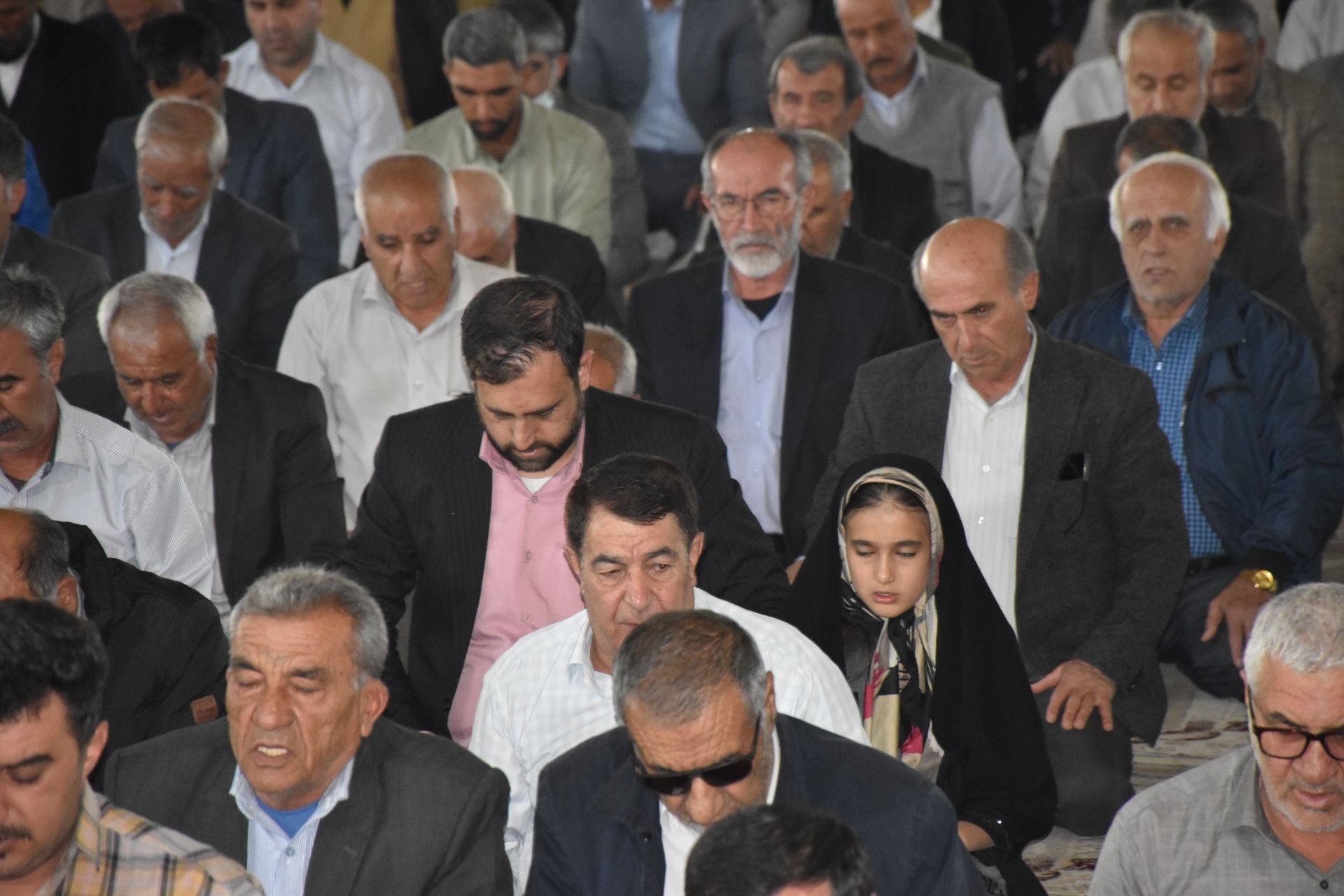 قاب‌هایی از حضور مردم در نماز جمعه یاسوج