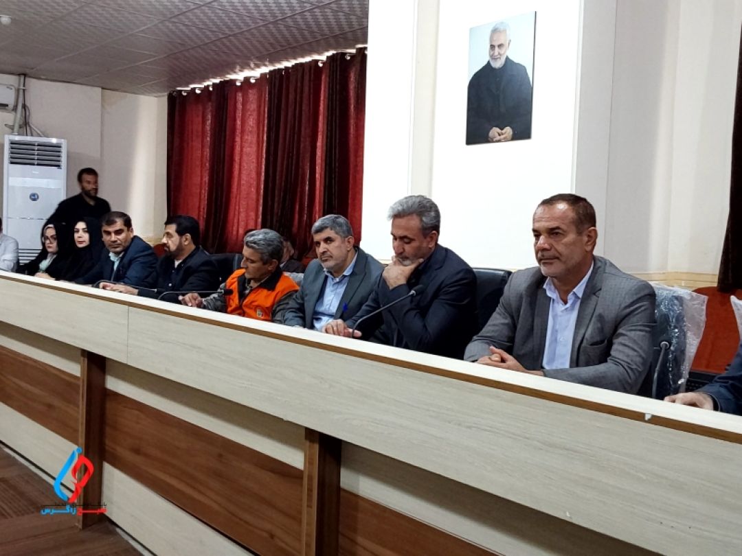 همافزایی فرهنگی برای اقامه نماز در لنده