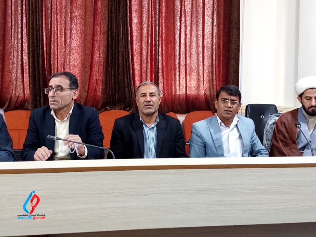 همافزایی فرهنگی برای اقامه نماز در لنده