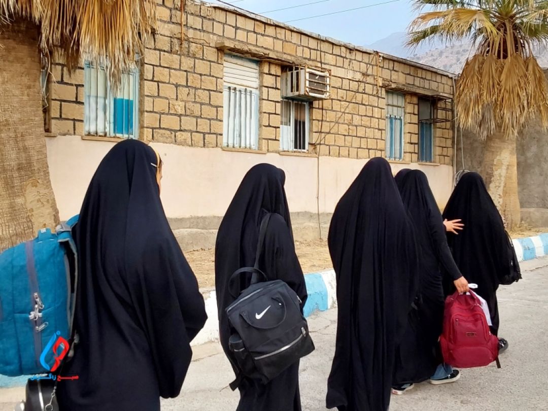 ۴۰ دختر لندهای راهی جبهه های جنوب شدند