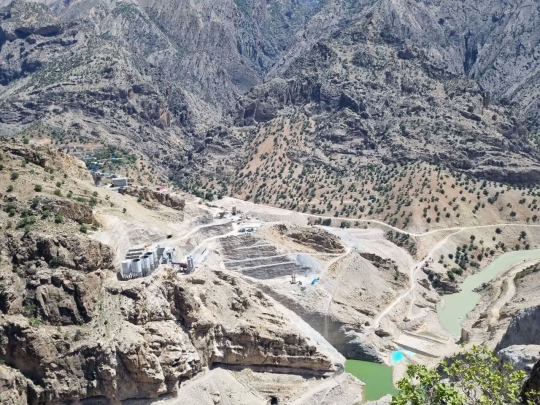 پرهیز از دو قطبی‌سازی در مسئله سدها