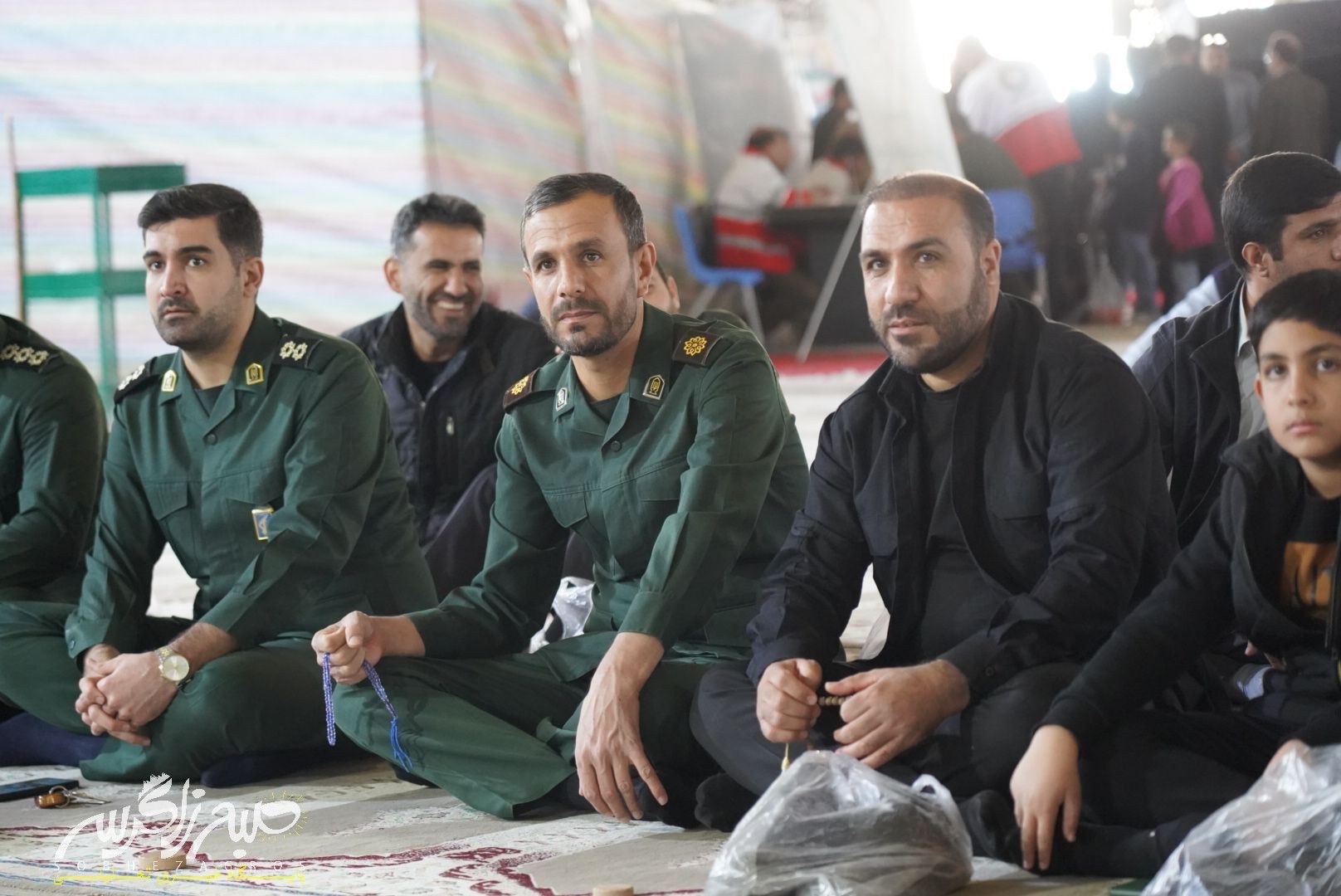 شکوه نماز جمعه در سایه‌سار دنا