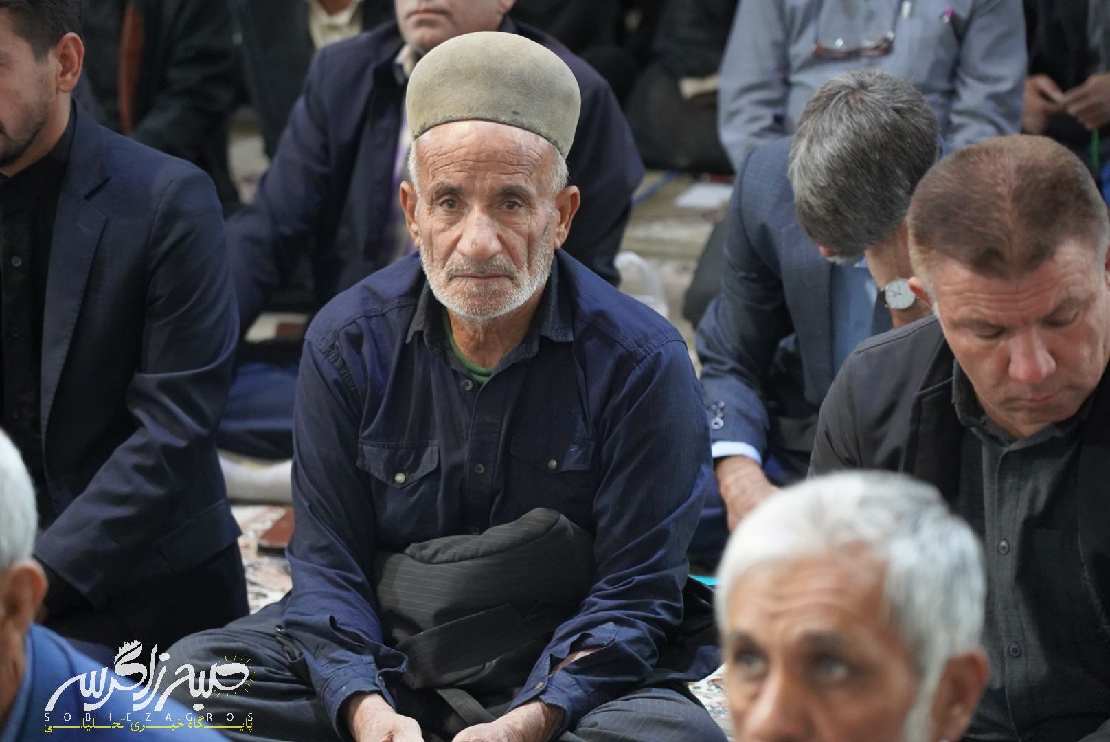 شکوه نماز جمعه در سایه‌سار دنا