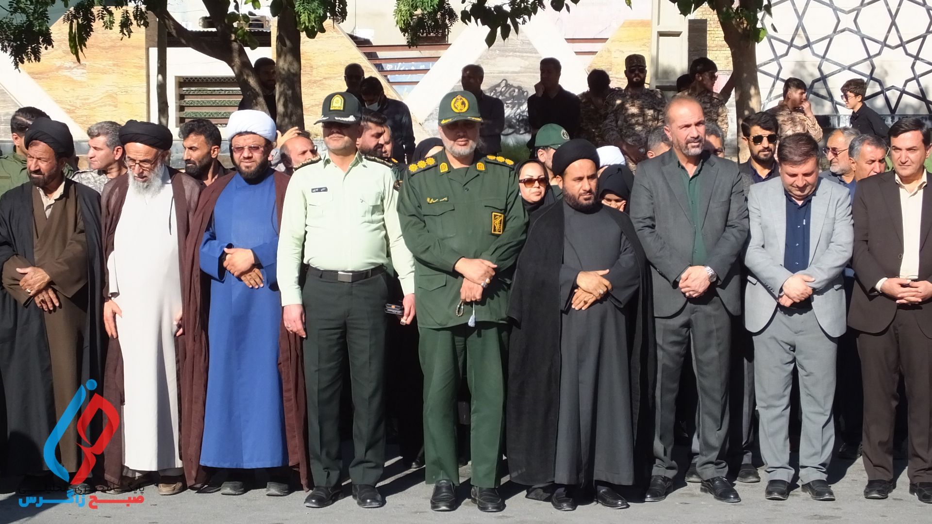 وداع جانسوز گچسارانی‌ها با لاله‌های فاطمی