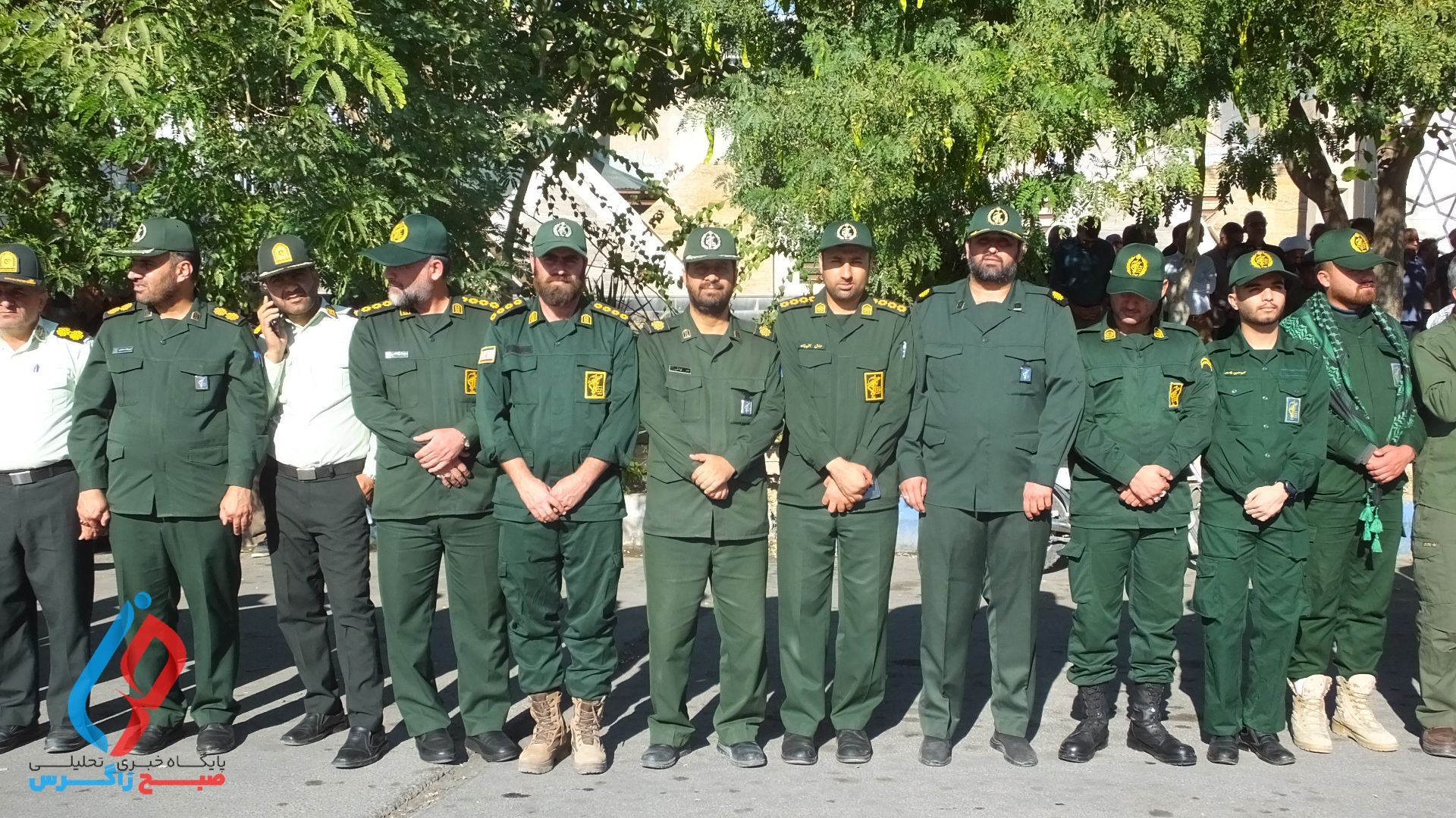 وداع جانسوز گچسارانی‌ها با لاله‌های فاطمی