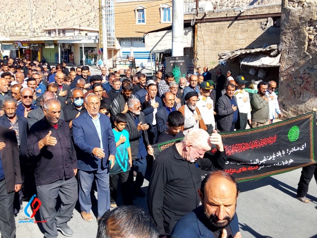 لنده در سوگ شهادت حضرت فاطمه (س)