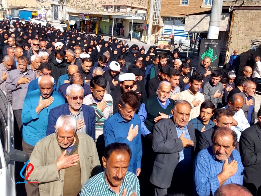 لنده در سوگ شهادت حضرت فاطمه (س)